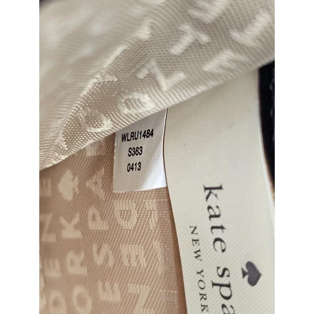 Kate Spade New York Striped Patent Leather Zip‎ Around Wallet Black Cream Clutch